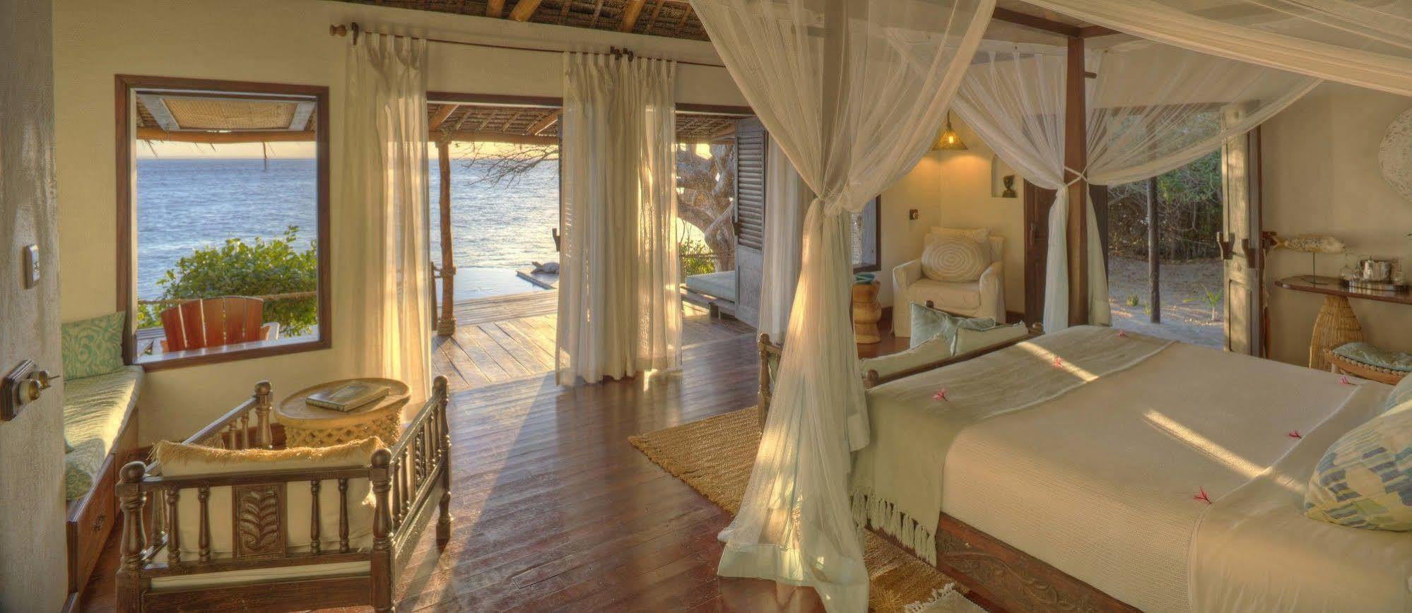 Отель Azura Quilalea Island Экстерьер фото
